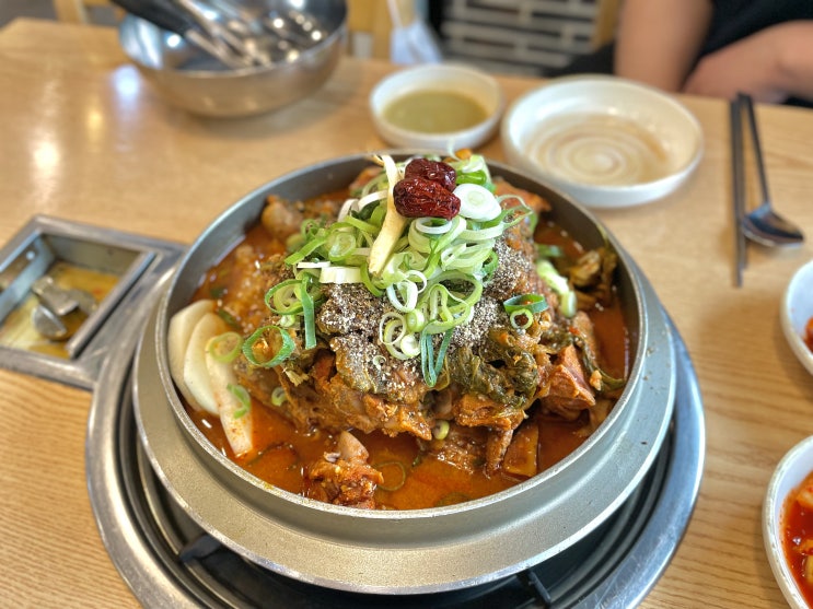  <인천 구월 아시아드 맛집> "감자탕 형제들" 小짜리 양이 엄청나다! 