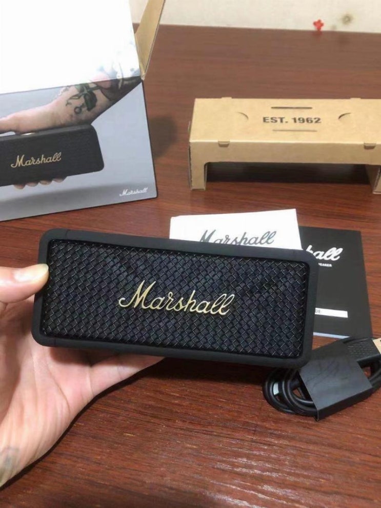 인기 급상승인 마샬 스탠모어2 블루투스 스피커 브라운 화이트 블랙 MARSHALL ACTON II 2, 엠 버턴 블랙 골드 충전식, 공식 표준 좋아요 인기 급상승인 마샬 스탠모어2 블루투스 스피커 브라운 화이트 블랙 MARSHALL ACTON II 2, 엠 버턴 블랙 골드 충전식, 공식 표준 좋아요