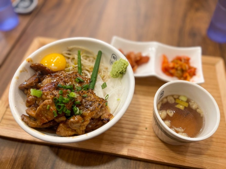  [홍대 서교동 투어] 점심 먹으러 가기 좋은 중타 맛집 4곳 알려 드립니다.