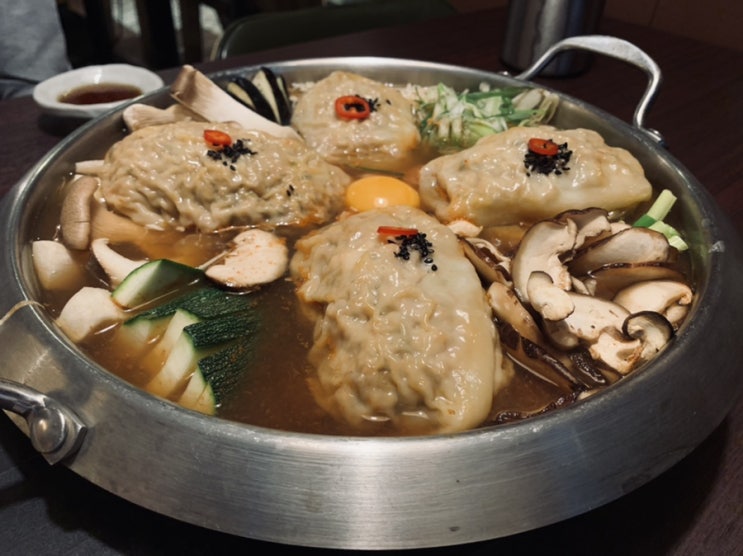  잘 지냈어? 광안리 맛집 지심정 만두전골 냠냠
