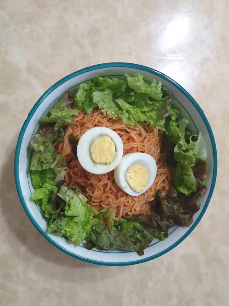  [일상]날도 덥고해서 비빔면 먹었습니다