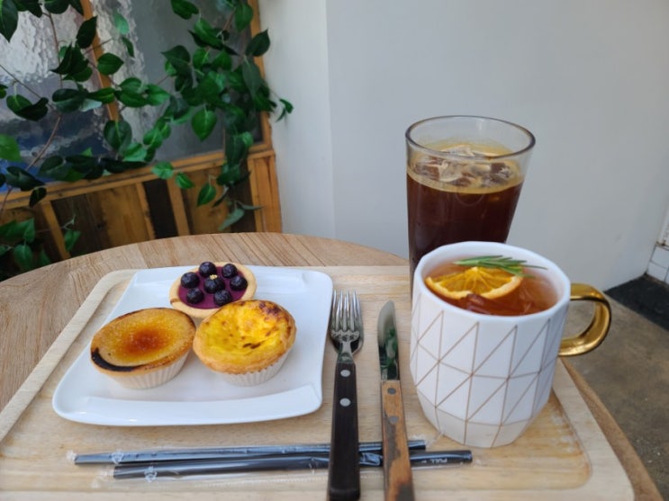  샤로수길 [카페미뇽] 맛있는타르트 와 감성카페st