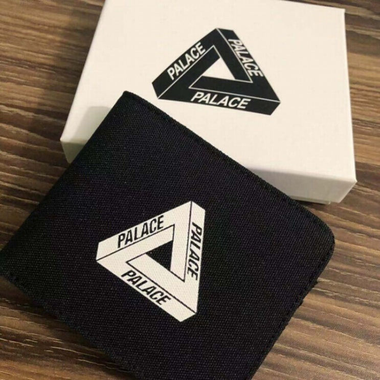  당신만 모르는 리 지갑 학생 palace 트 렌 드 카드 삼각형 로고 19SS 지갑 털 음 검은색 ( 좋아요