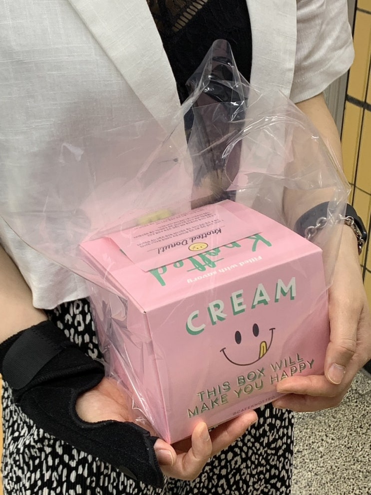  [카페노티드 삼성역점] 웨이팅안하고 노티드도넛먹기! 1분도 안기다리고 먹은 찐후기