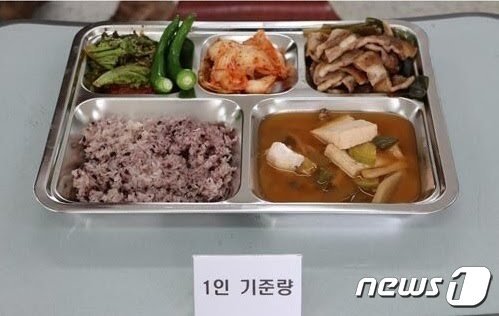  부실 급식’ 논란… 의원님들 점검 날엔 ‘삼겹살’ 특식