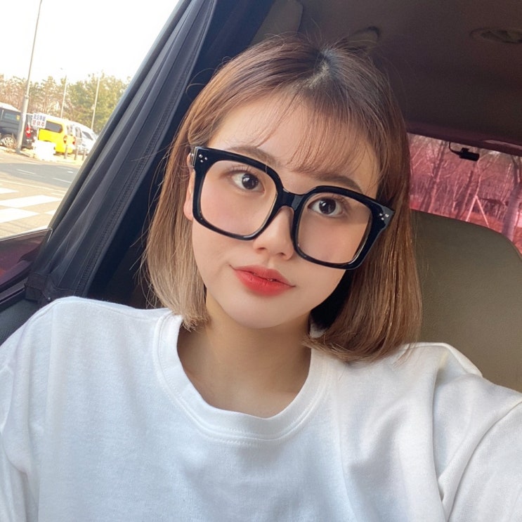 최근 인기있는 VANANA2 복고 사각 뿔테 빅사이즈 오버핏 남녀공용 블랙 안경 ··· 최근 인기있는 VANANA2 복고 사각 뿔테 빅사이즈 오버핏 남녀공용 블랙 안경 ···