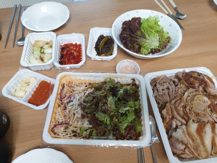  야한족발 ㅡ 구미상모점