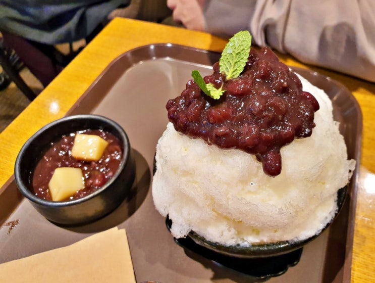  울산 현대백화점 밀탑 빙수만의 매룍