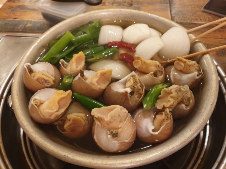  [신사] 비오는 날 생각나는 통골뱅이탕 맛집 "골뱅이신사"