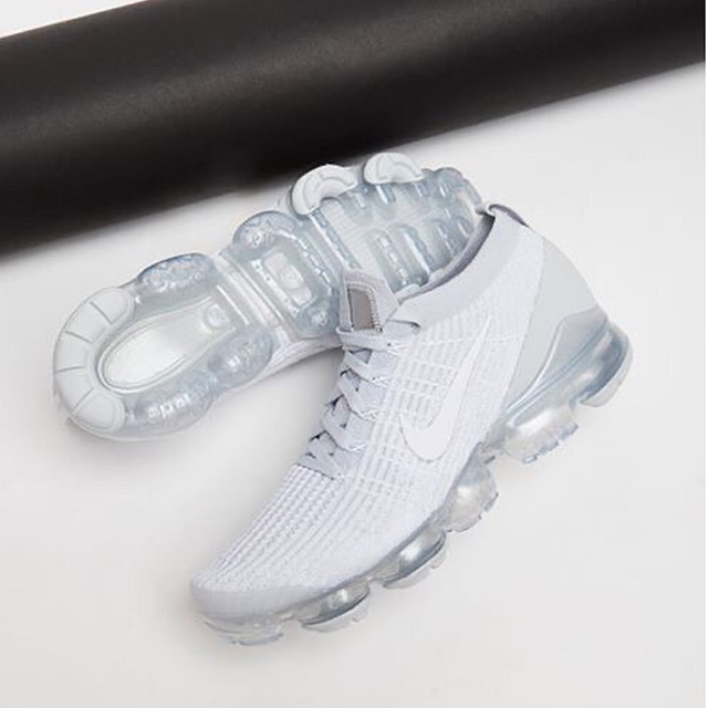 인기 급상승인 나이키 베이퍼 맥스 플라이니트3 Flyknit 화이트 ··· 인기 급상승인 나이키 베이퍼 맥스 플라이니트3 Flyknit 화이트 ···