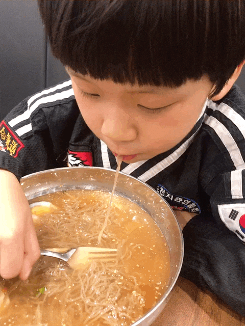  슈파삼형제 대패삼겹살과 냉면 폭풍 흡입 - 대전 괴정동 한쌈대패