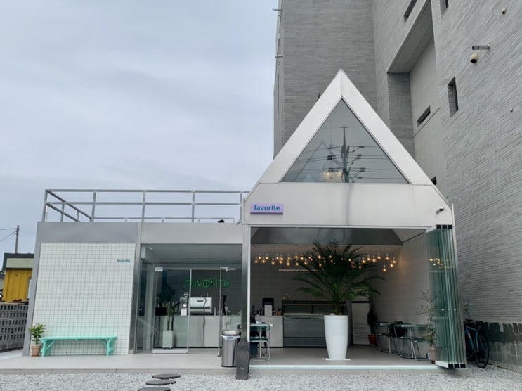  [양양 페이보릿] 오픈한지 일주일도 안된 핫하고 이쁜 카페 페이보릿(favorite)