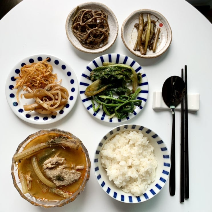  6첩 반상 해먹기, 홍삼으로 견디는 미술치료