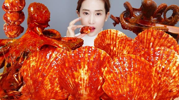  SUPER SPICY SEAFOOD BOIL OCTOPUS SHRIMP!! 불불불 대왕해물찜 돌문어, 대왕가리비, MUKBANG EATING SHOW 清蒸扇贝 ヘムルチムASMR