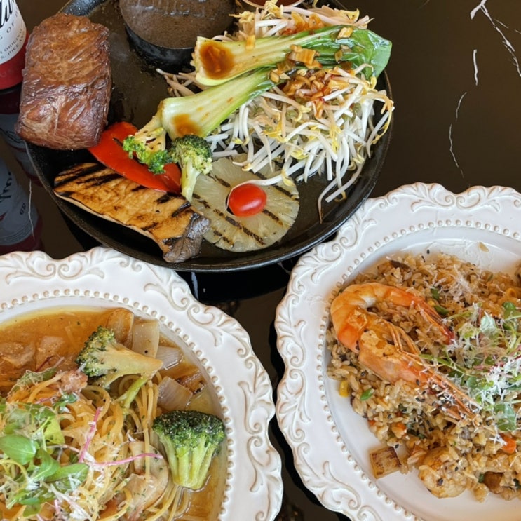  여수 맛집 어나더 키친 스테이크와 함께 분위기와 맛에 흠뻑