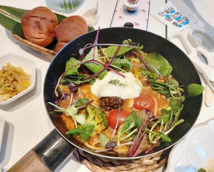  [수완맛집] 캐쥬얼식당::눈으로도 먹는 맛집