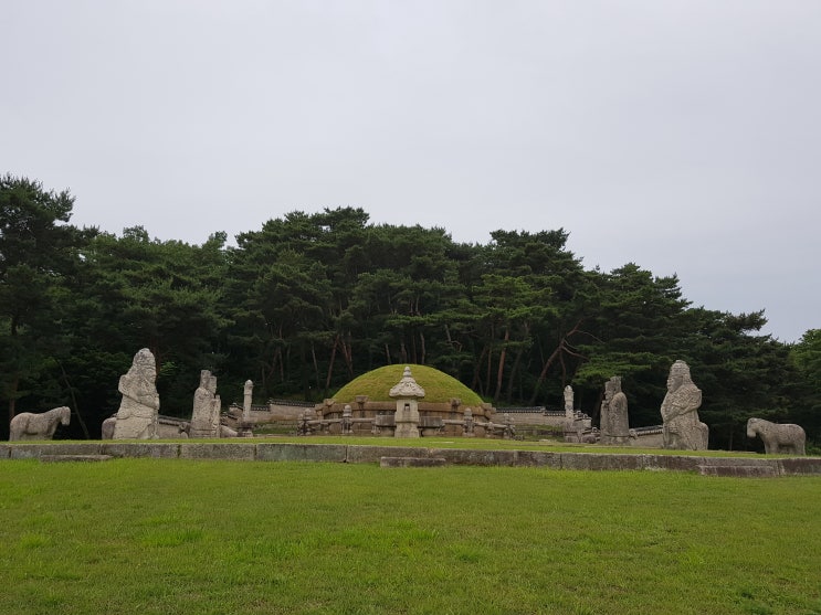 문종대왕  문종 흠명인숙 광문성효 대왕(文宗欽明仁肅光文聖孝大王)