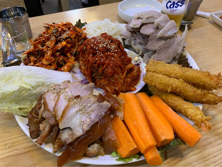  성남시 중원구 성남동 (모란먹자골목) : 장군보쌈족발 모란점