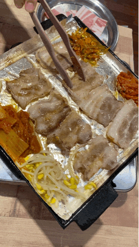  [강남구청 맛집] 여기는 찐 냉동삼겹살 맛집! "꽃삼살롱"
