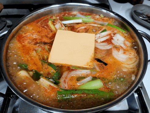  부대찌개 레시피 집에서 끓여도 맛있어요!