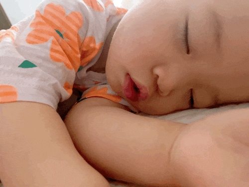  15개월,16개월 아기발달/ 아기 이앓이, 잠투정