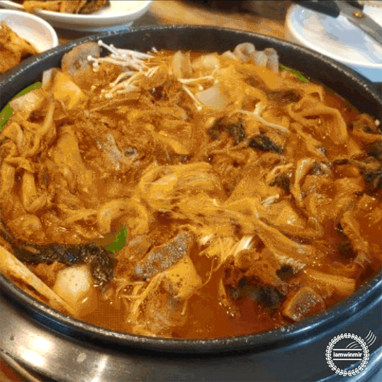 삼성동 / 삼성중앙역 묵은지가 들어가는 도마다리뼈다귀감자탕 삼성동 / 삼성중앙역 묵은지가 들어가는 도마다리뼈다귀감자탕