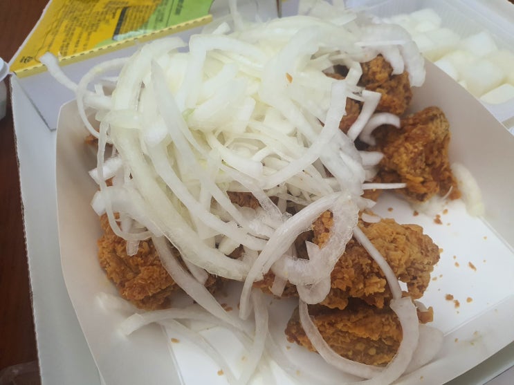  네네치킨 - 청양마요 냠냠