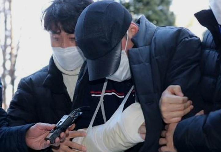 인천 북항터널서 시속 229km 음주운전 사망사고..벤츠남 징역 4년
