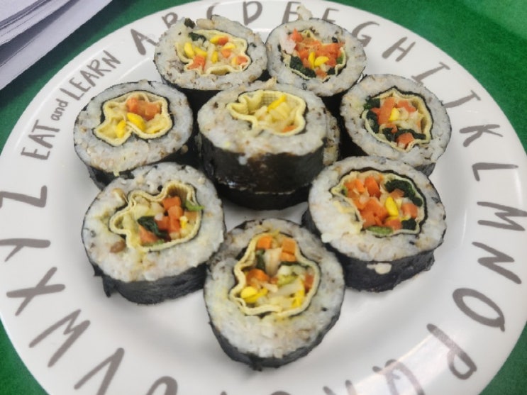  6월2일 오늘일기: 점심은 비건김밥, 집들이선물로 라이언굿즈를 받다!