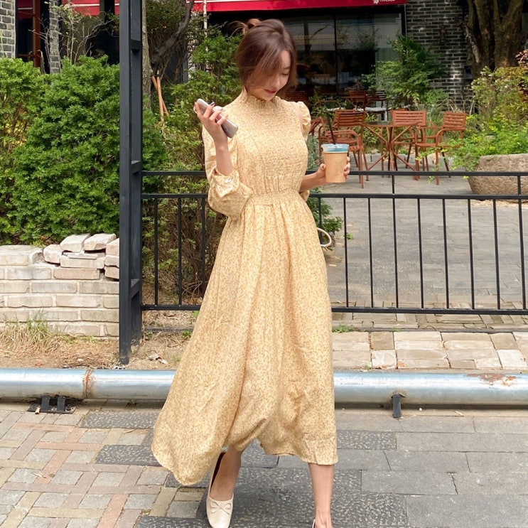 인기 급상승인 헤링본 가을 롱 쉬폰원피스 플라워 셔링 맥시 스모크 허리밴딩 A라인 플레어 HD021 추천합니다 인기 급상승인 헤링본 가을 롱 쉬폰원피스 플라워 셔링 맥시 스모크 허리밴딩 A라인 플레어 HD021 추천합니다