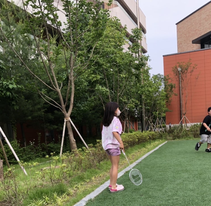  영어학원 후 도서관 갔다가 배드민턴 친날