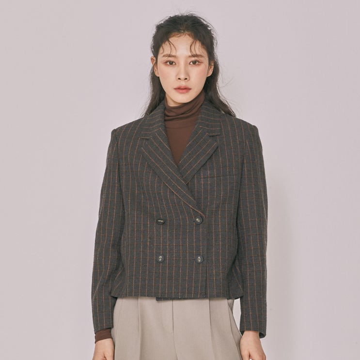 선호도 높은 미쏘 여성용 패턴 오버핏 더블 숏자켓 좋아요 선호도 높은 미쏘 여성용 패턴 오버핏 더블 숏자켓 좋아요
