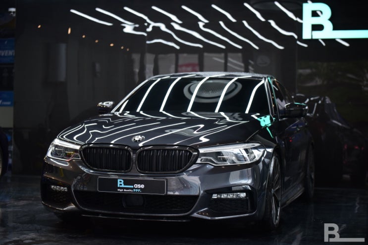 BMW 5시리즈 PPF 시공, 재시공도 BASE에서!