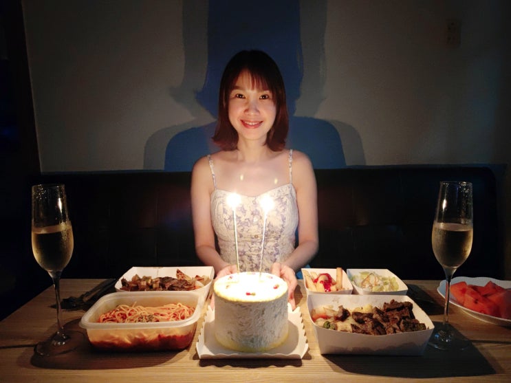 결혼기념일 홈파티 선물 (스탠딩스테이크, 영케이크, 할리샵) 결혼기념일 홈파티 선물 (스탠딩스테이크, 영케이크, 할리샵)