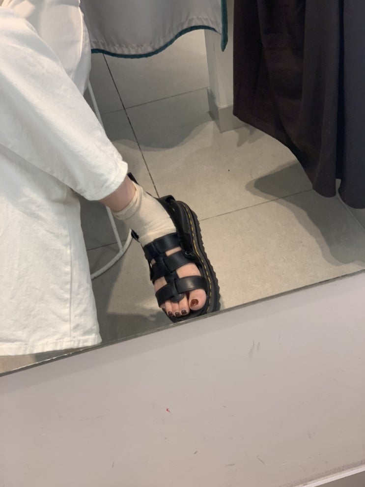  여름샌들 추천 내돈내산 닥터마틴 테리 브란도 한달 착용후기