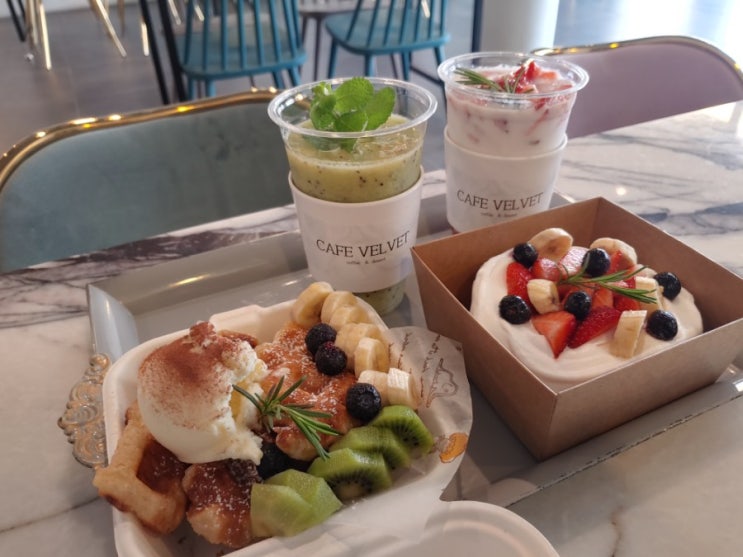  동명동 디저트 맛집 으로 유명한 디저트카페 카페벨벳 에서 인생 첫 디저트 맛보다