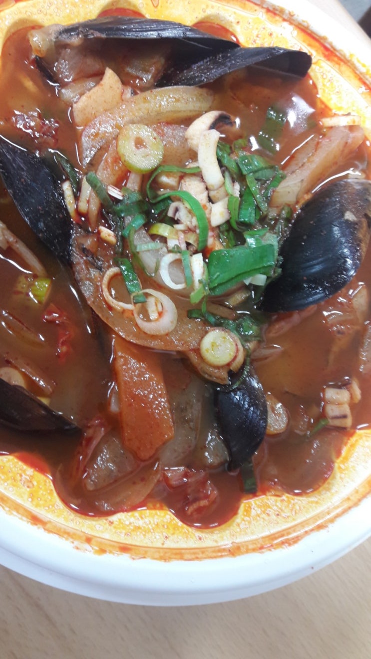  대전 탄방동 황금루