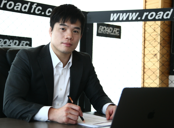 악플러에게 분노한 김대환 로드FC 대표 악플러에게 분노한 김대환 로드FC 대표