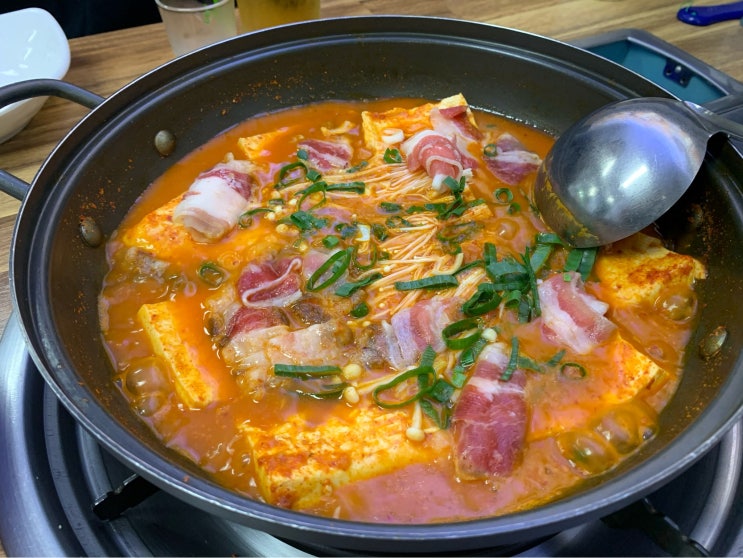  성남 중원구 은행동 (남한산성역) : 방가로 두부이야기