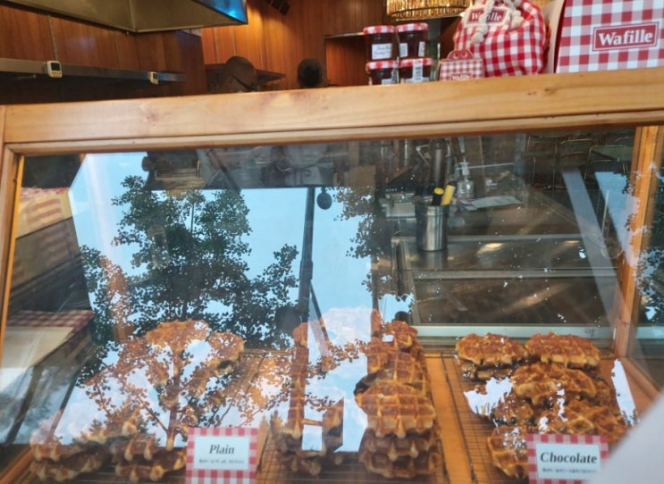 이태원 경리단 디저트 맛집 <와필레> Waffle 벨기에 와플 카페 이태원 경리단 디저트 맛집 <와필레> Waffle 벨기에 와플 카페