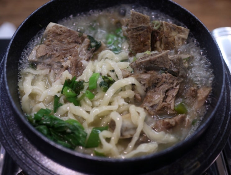  캠핑 밀키트 빅본푸드 하얀감자탕 진하고 담백한 맛이 일품이네