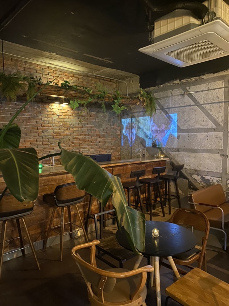  안암 와인 술집 ‘팔레트’