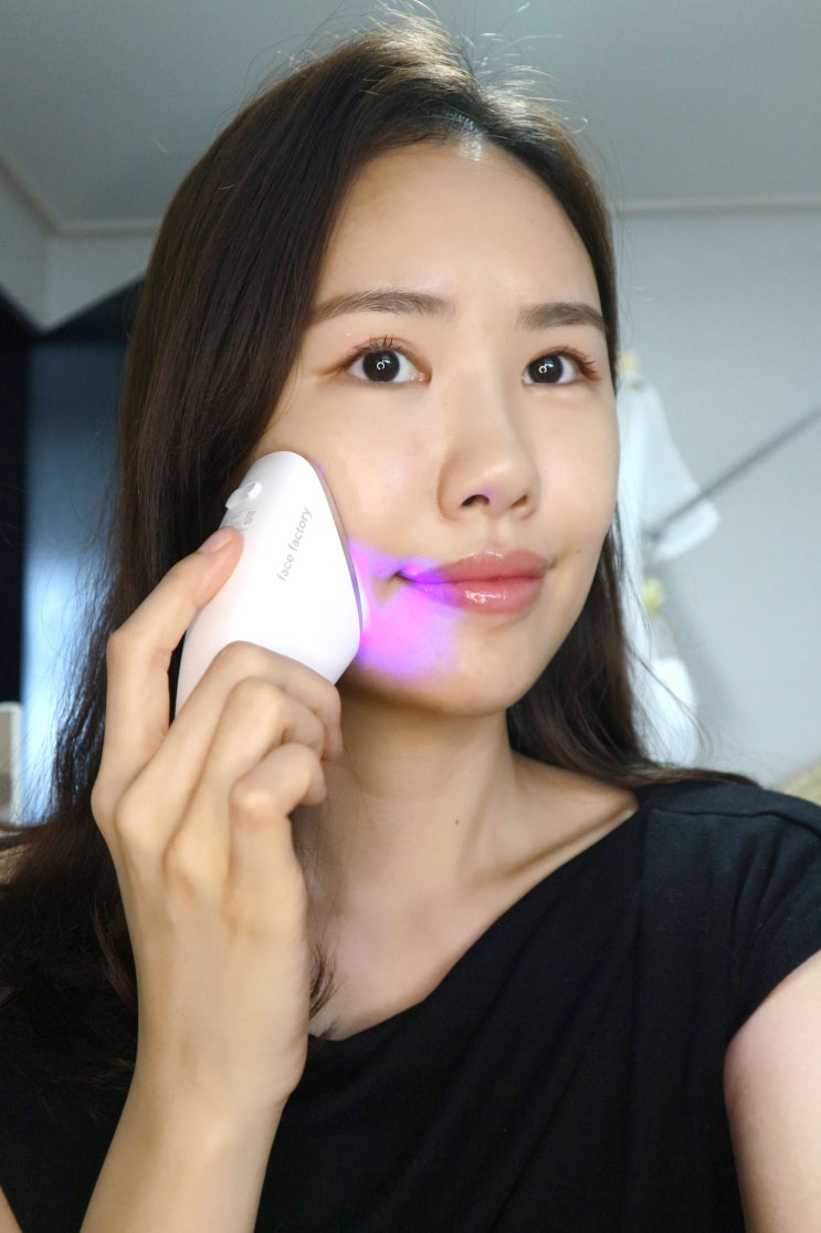  고주파마사지기 페이스팩토리 셀라이너로 아침얼굴붓기빼는법