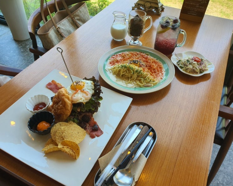 청주카페추천 카미나르137 in 주중동 카페 청주카페추천 카미나르137 in 주중동 카페