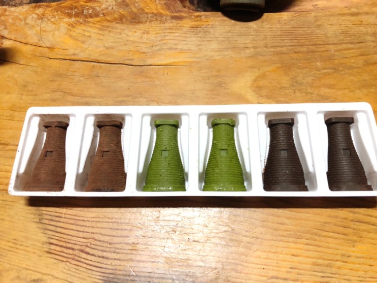 [내돈내산] 경주 기념품으로 사기 좋은 첨성대 모양 생 초콜렛 - 첨성대 초콜렛
