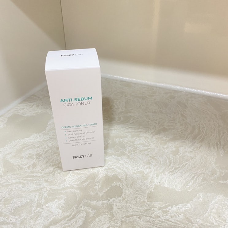  피지 올라오는 무더운 여름엔 파시랩 안티 세범 시카 토너로 클린뷰티