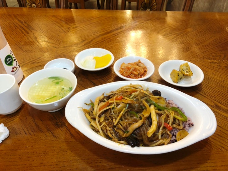  [내돈내먹] 경주 시내에 있는 경주시 모범음식점 잡채밥 맛집 - 백미향