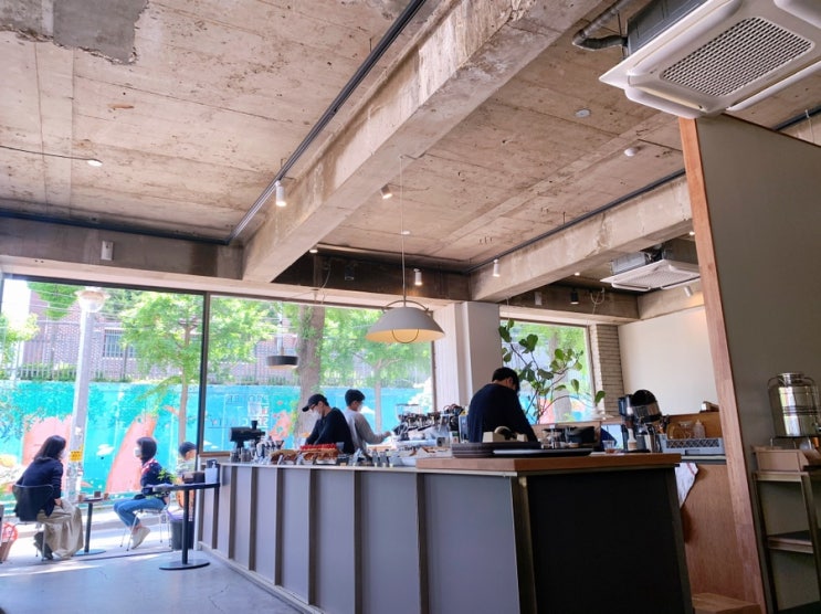  커피 베이커리 모두에 진심인 카페, 프로퍼커피바