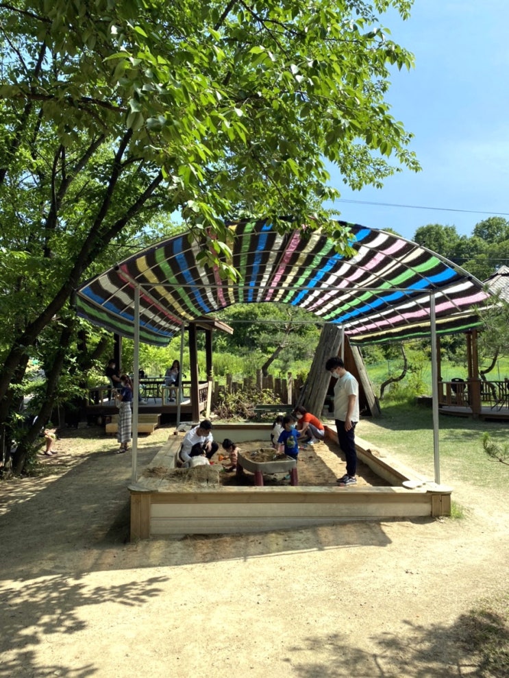  [용인돌담카페]모래놀이가 있는 계곡카페