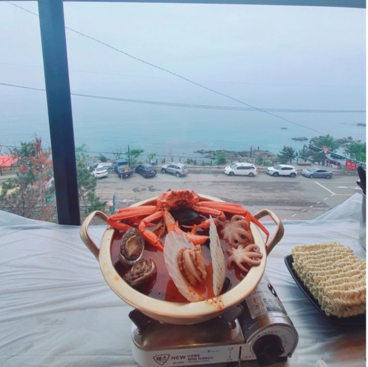  영덕맛집 강구항 강구라면 바다뷰가 예쁜 곳이에요.